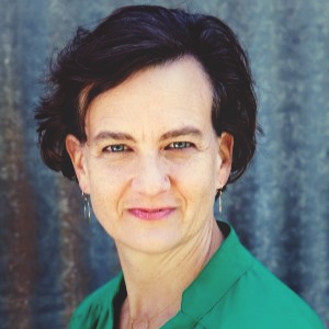 Karen Nierlich width=